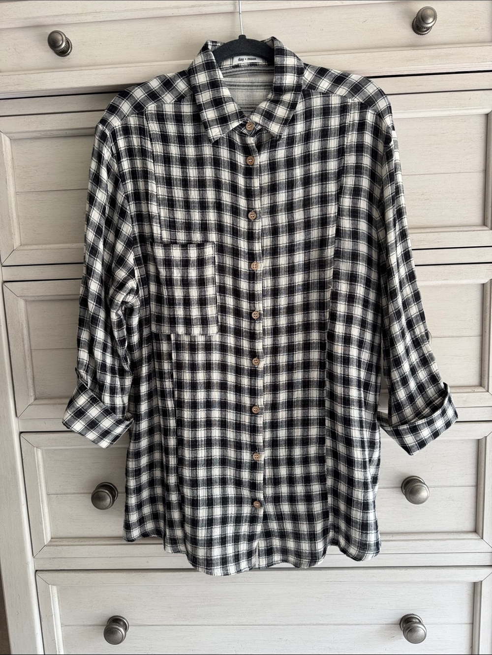 NWOT Relaxed Oversized Black & White Plaid Button-Down Shirt SZ Medium